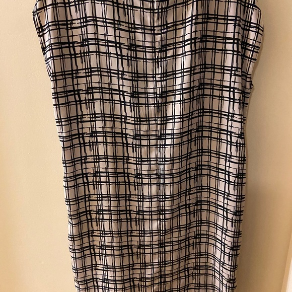 Liz Lange beige & black checkered mini dress/tunic top - size medium - Picture 2 of 8